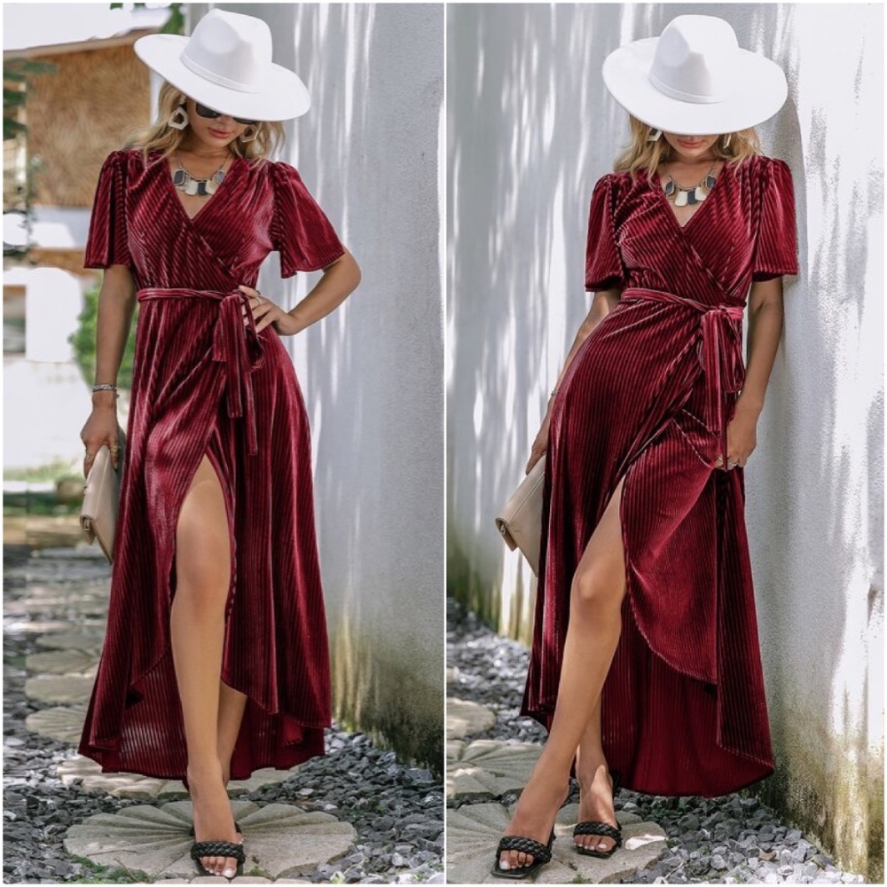 Lush Velvet Butterfly Sleeve Ribbed Maxi Dress - Picture 4 of 8